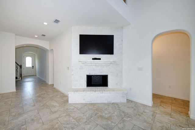 7606 Triple Leaf, China Grove, TX 78263