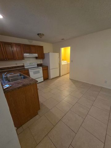 1917 SE BURGUNDY Lane, Port St. Lucie, Port St Lucie, FL 34952
