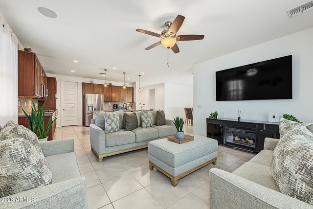 7528 W ODEUM Lane, Phoenix, AZ 85043