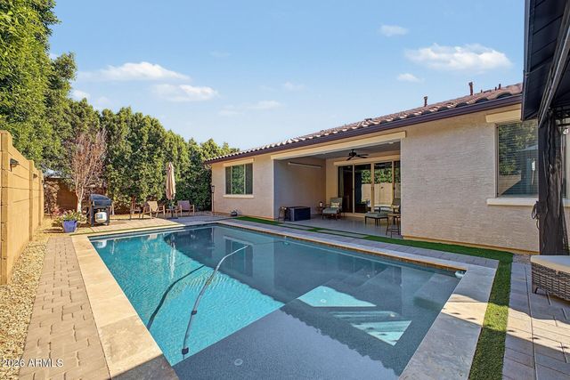 7528 W ODEUM Lane, Phoenix, AZ 85043