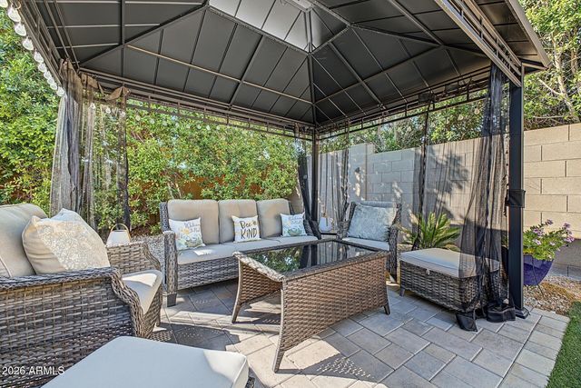 7528 W ODEUM Lane, Phoenix, AZ 85043
