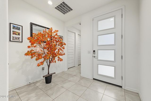 7528 W ODEUM Lane, Phoenix, AZ 85043