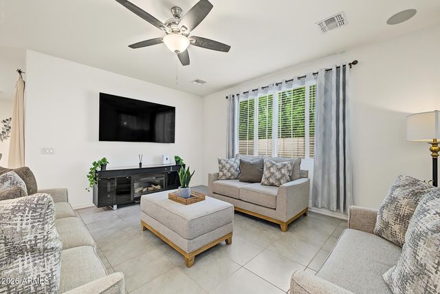 7528 W ODEUM Lane, Phoenix, AZ 85043