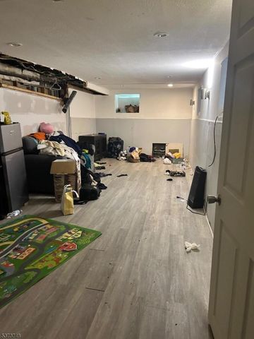 491 Norwood St, East Orange City, NJ 07018