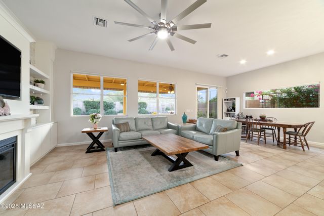 3017 W Desert Glory Drive, Tucson, AZ 85745