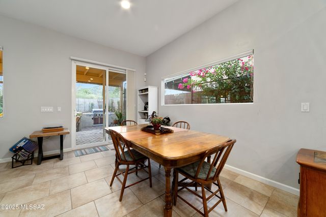 3017 W Desert Glory Drive, Tucson, AZ 85745