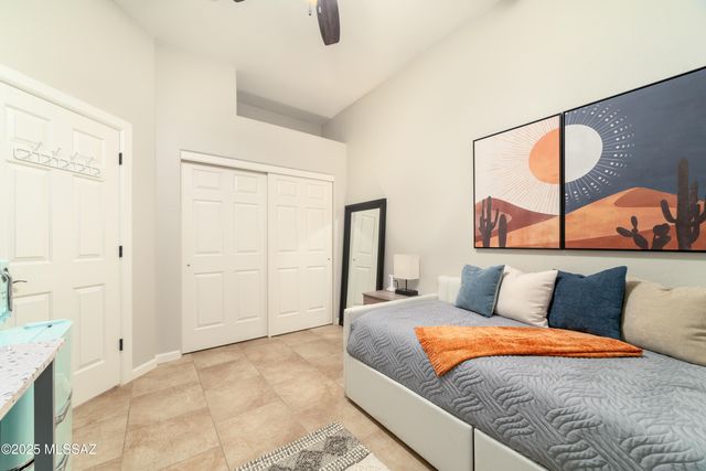 3017 W Desert Glory Drive, Tucson, AZ 85745