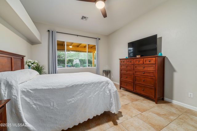 3017 W Desert Glory Drive, Tucson, AZ 85745