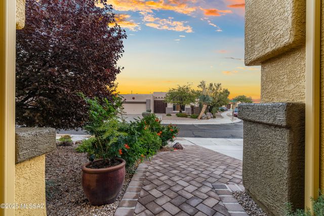 3017 W Desert Glory Drive, Tucson, AZ 85745