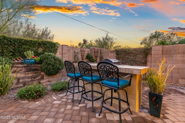 3017 W Desert Glory Drive, Tucson, AZ 85745