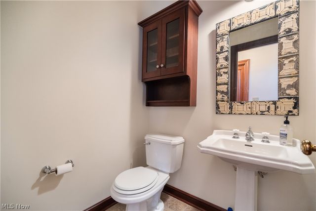 2500 Augusta Drive SE, Massillon, OH 44646