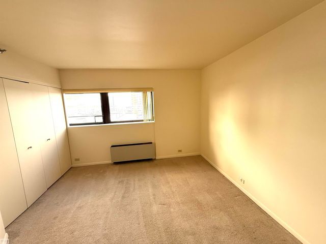 5000 Town Center 801, Southfield, MI 48075