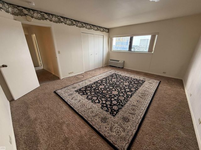 5000 Town Center 801, Southfield, MI 48075