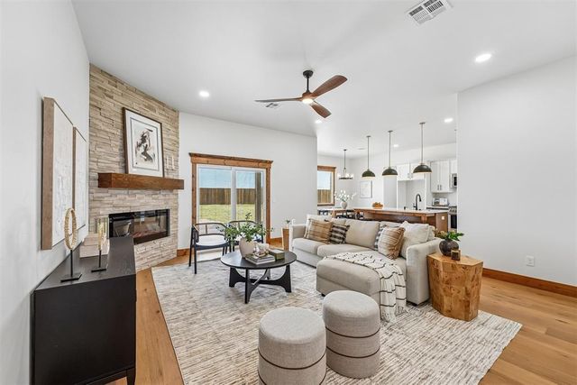 4315 Whitetail Drive, Guthrie, OK 73044