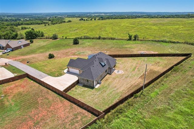 4315 Whitetail Drive, Guthrie, OK 73044