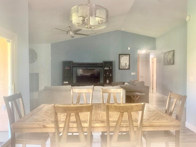 2634 W Modoc Court, Visalia, CA 93291