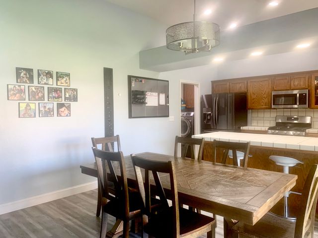 2634 W Modoc Court, Visalia, CA 93291