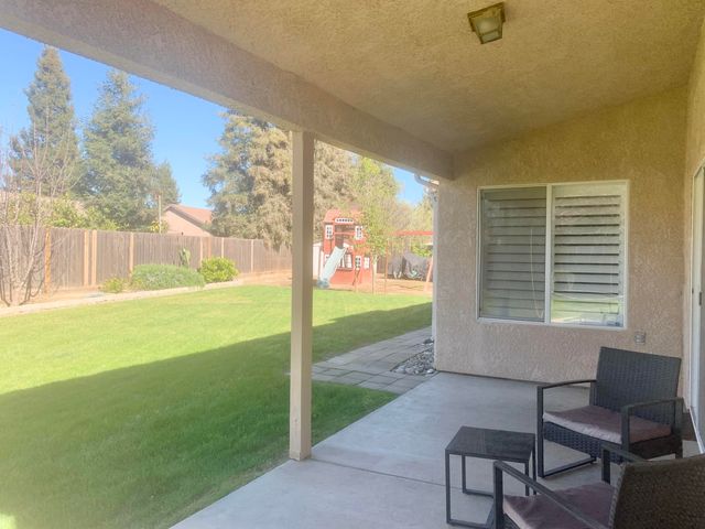 2634 W Modoc Court, Visalia, CA 93291