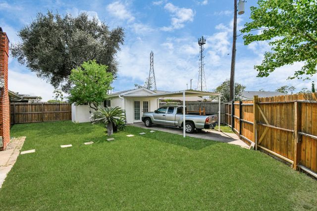 530 Westshire Drive, Houston, TX 77013