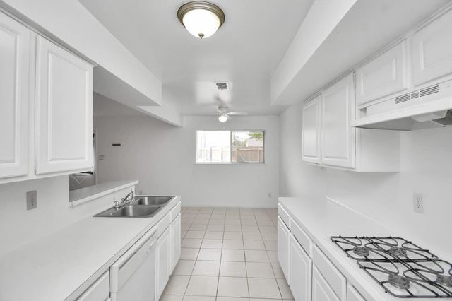 530 Westshire Drive, Houston, TX 77013