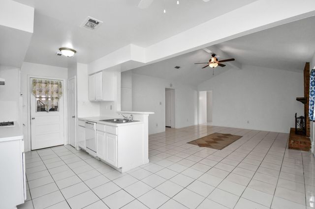 530 Westshire Drive, Houston, TX 77013