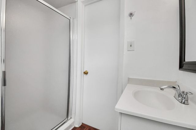 530 Westshire Drive, Houston, TX 77013