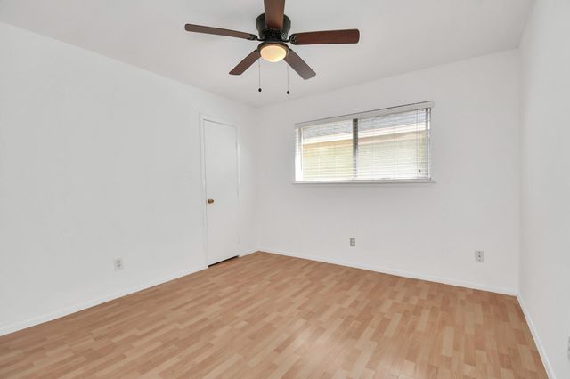 530 Westshire Drive, Houston, TX 77013