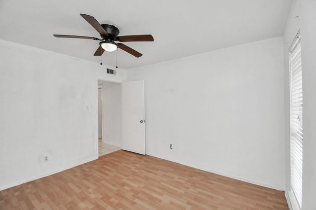 530 Westshire Drive, Houston, TX 77013