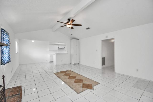 530 Westshire Drive, Houston, TX 77013