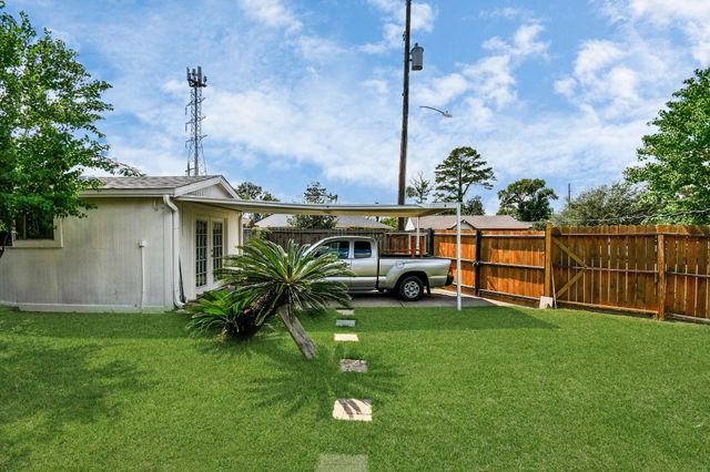 530 Westshire Drive, Houston, TX 77013