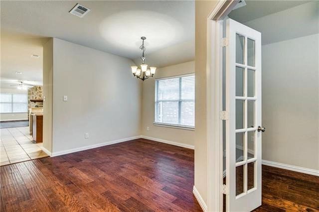 811 Creekside Drive, Little Elm, TX 75068