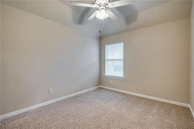 811 Creekside Drive, Little Elm, TX 75068