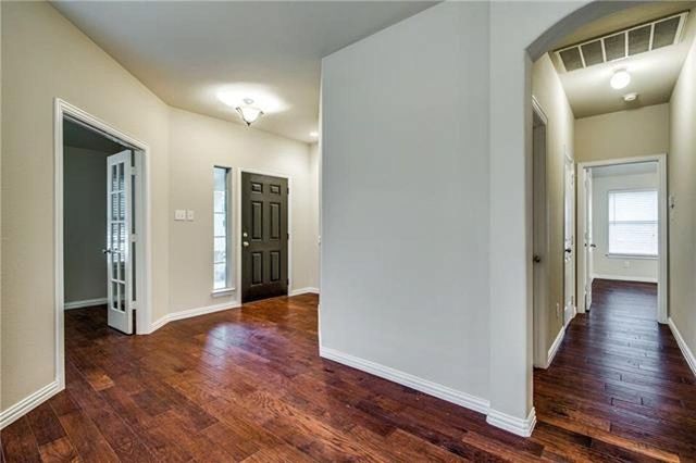 811 Creekside Drive, Little Elm, TX 75068