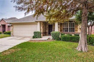 811 Creekside Drive, Little Elm, TX 75068