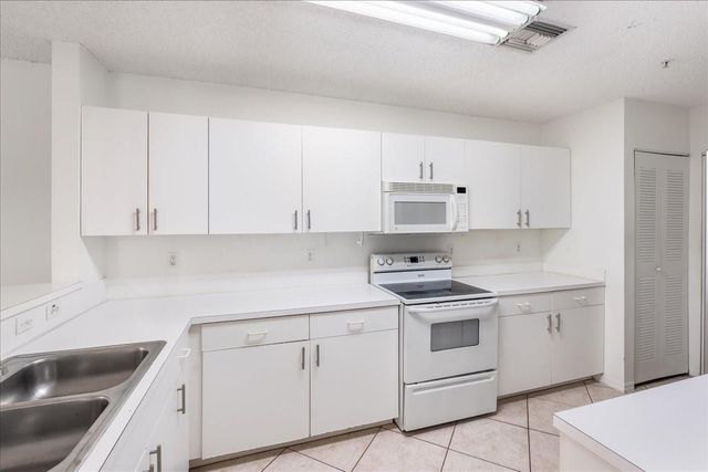 10129 W Atlantic Boulevard 10129, Coral Springs, FL 33071