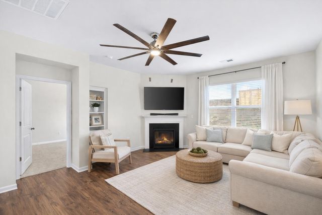 462 Fenwick Drive, Woodruff, SC 29388