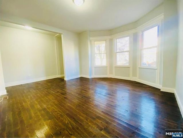 464 Avon Avenue, Newark, NJ 07108