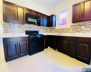 464 Avon Avenue, Newark, NJ 07108