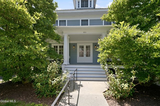 571 Providence Street, Albany, NY 12208