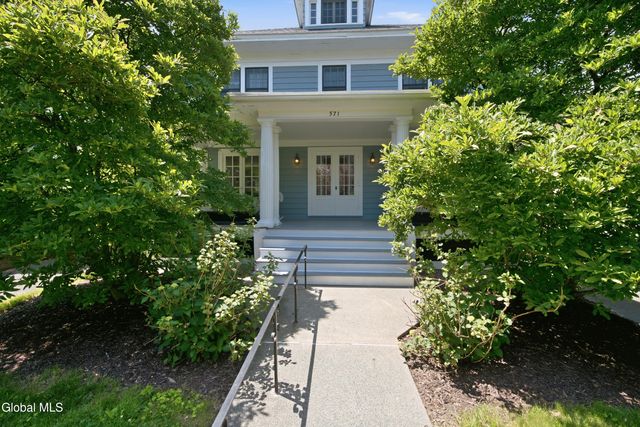 571 Providence Street, Albany, NY 12208