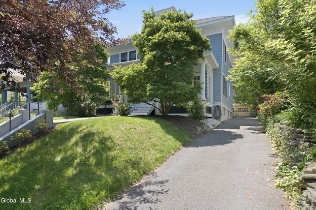 571 Providence Street, Albany, NY 12208
