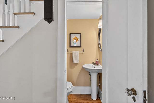 571 Providence Street, Albany, NY 12208