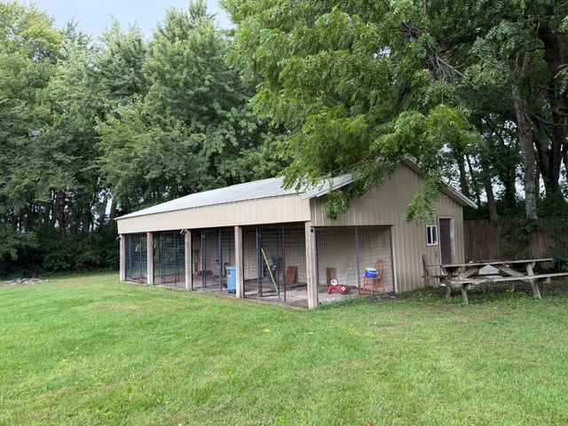 37261 280th Street, Westbrook, MN 56183