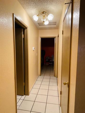 2909 W Freeland Street, Caruthers, CA 93609