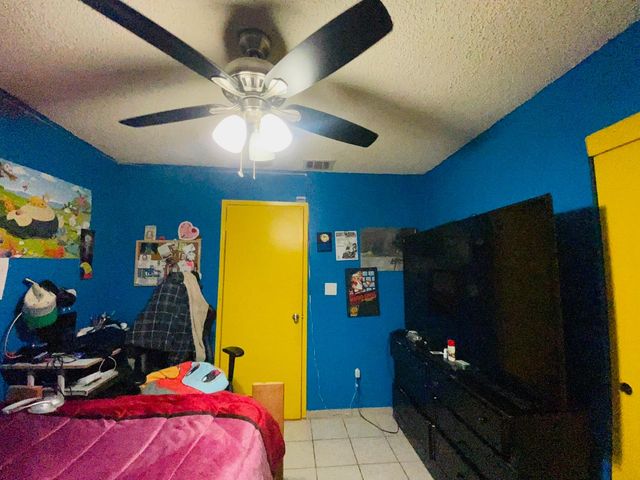 2909 W Freeland Street, Caruthers, CA 93609