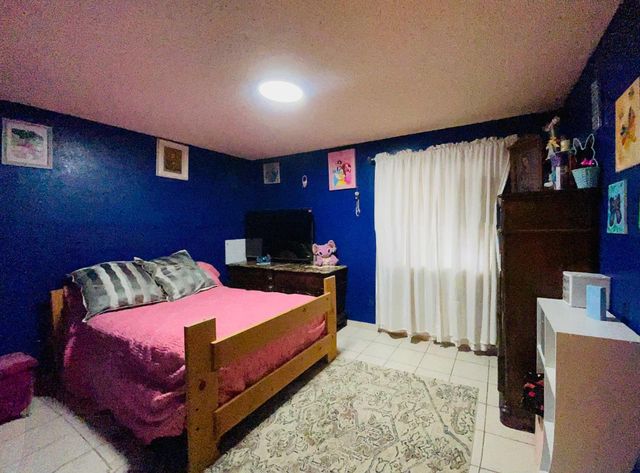 2909 W Freeland Street, Caruthers, CA 93609