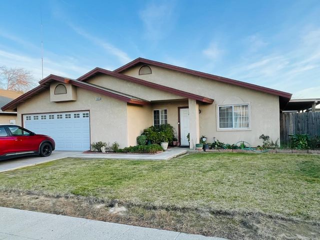 2909 W Freeland Street, Caruthers, CA 93609