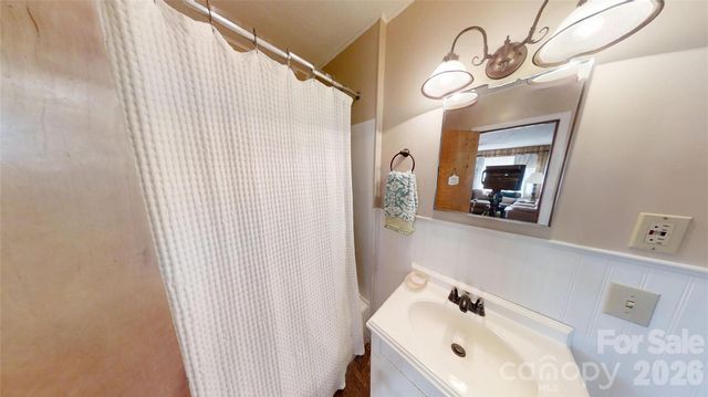321 Doris Lisa View Drive, Hendersonville, NC 28792