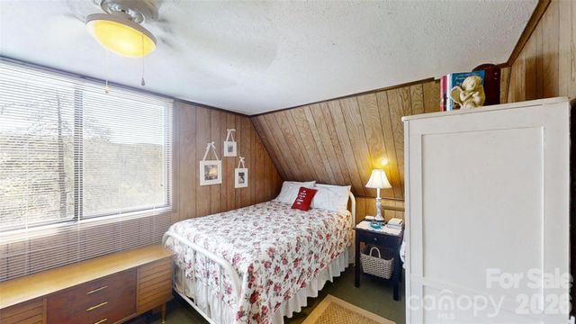 321 Doris Lisa View Drive, Hendersonville, NC 28792