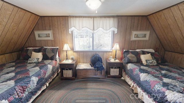 321 Doris Lisa View Drive, Hendersonville, NC 28792